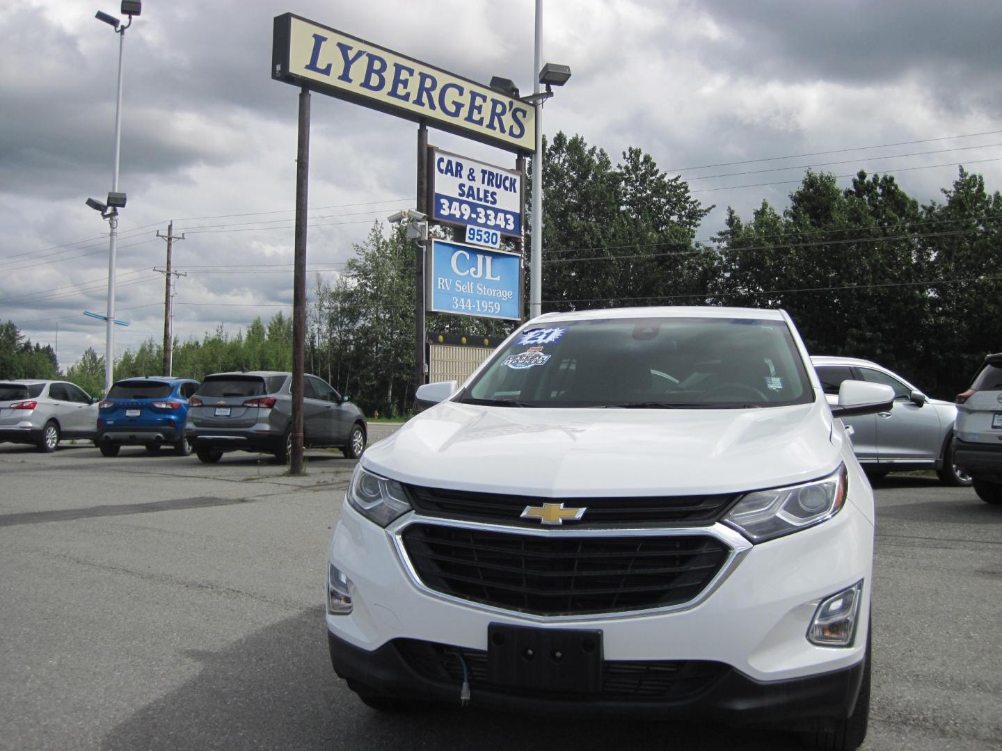 2021 white /black Chevrolet Equinox LT AWD (3GNAXTEV6MS) with an 1.5L L4 DOHC 16V TURBO engine, 6A transmission, located at 9530 Old Seward Highway, Anchorage, AK, 99515, (907) 349-3343, 61.134140, -149.865570 - Nice Chevrolet Equinox AWD come take a test drive - Photo#1