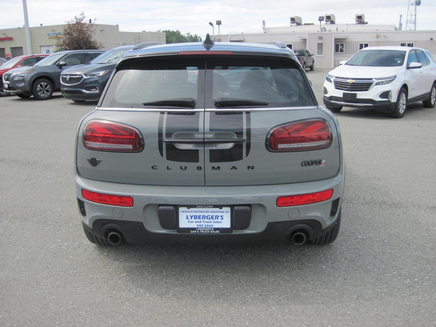 2022 gray /black Mini Clubman Cooper S ALL4 (WMWXJ1C04N2) with an 2.0L L4 DOHC 16V TURBO engine, located at 9530 Old Seward Highway, Anchorage, AK, 99515, (907) 349-3343, 61.134140, -149.865570 - Nice Mini Clubman Cooper S ALL 4, sun roof, leather, navigation, come take a test drive. - Photo#3