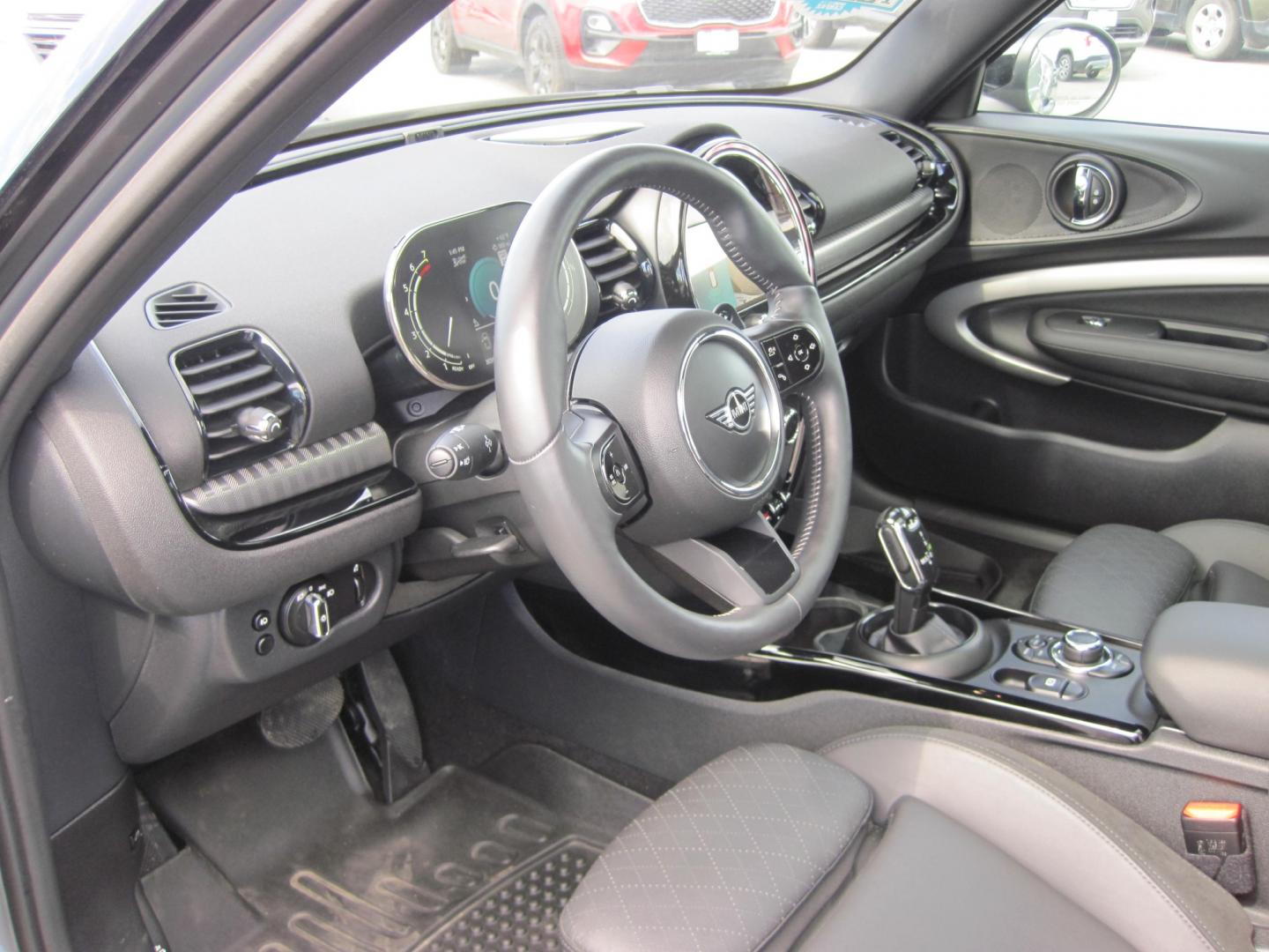 2022 gray /black Mini Clubman Cooper S ALL4 (WMWXJ1C04N2) with an 2.0L L4 DOHC 16V TURBO engine, located at 9530 Old Seward Highway, Anchorage, AK, 99515, (907) 349-3343, 61.134140, -149.865570 - Nice Mini Clubman Cooper S ALL 4, sun roof, leather, navigation, come take a test drive. - Photo#7