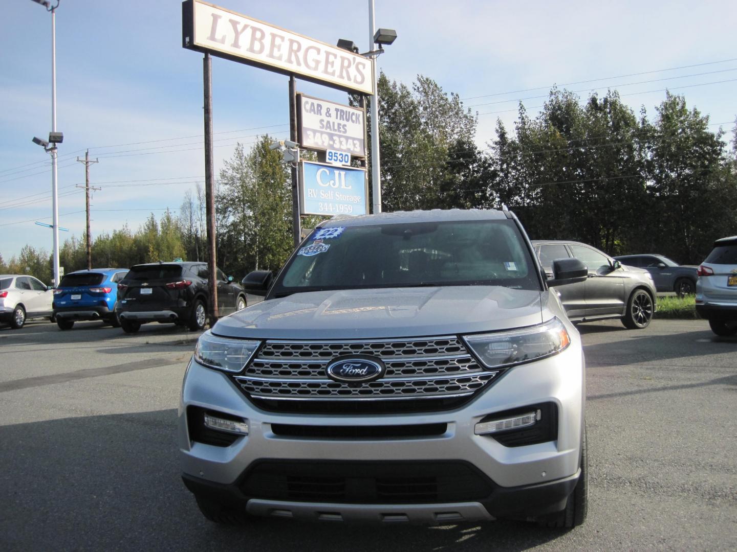 2022 silver /black Ford Explorer Limited AWD (1FMSK8FH3NG) with an 2.3L L4 DOHC 16V engine, 10A transmission, located at 9530 Old Seward Highway, Anchorage, AK, 99515, (907) 349-3343, 61.134140, -149.865570 - Nice Ford Explorer Limited AWD come take a test drive - Photo#2