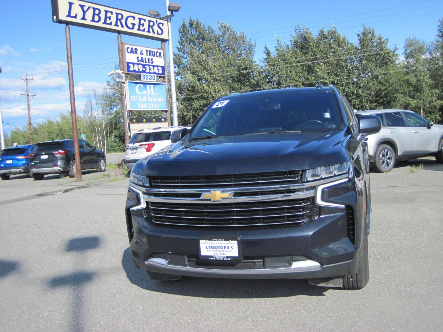 2021 black /black Chevrolet Tahoe LT 4WD (1GNSKNKDXMR) with an 5.3L V8 OHV 16V engine, 10A transmission, located at 9530 Old Seward Highway, Anchorage, AK, 99515, (907) 349-3343, 61.134140, -149.865570 - NIce Chevrolet Tahoe LT 4WD come take a test drive - Photo#1