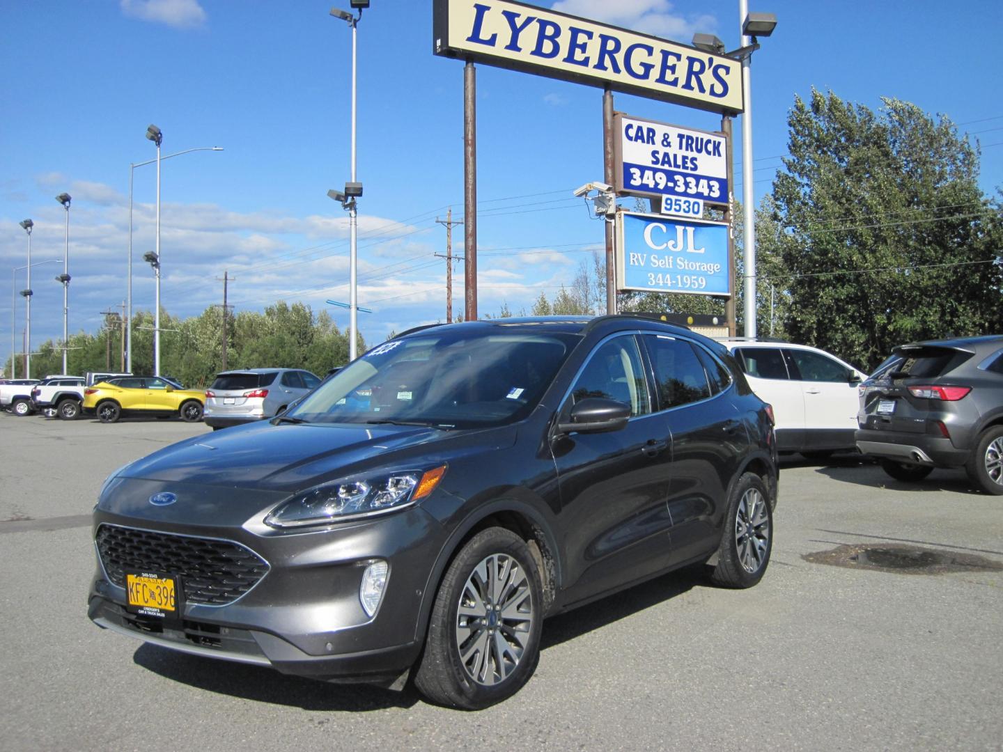 2020 gray /black Ford Escape Titanium 4WD (1FMCU9J98LU) with an 2.0L L4 DOHC 16V engine, 6A transmission, located at 9530 Old Seward Highway, Anchorage, AK, 99515, (907) 349-3343, 61.134140, -149.865570 - Nice Ford Escape Titanium 4WD tow package come take a test drive - Photo#0