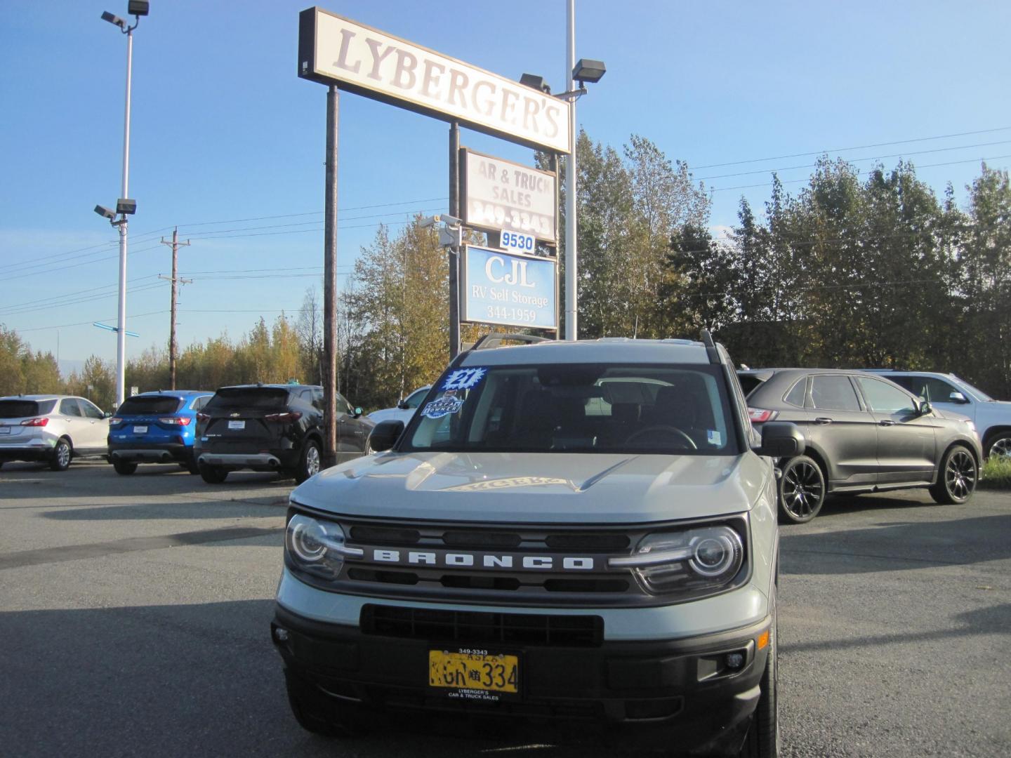 2021 gray /black Ford Bronco Sport Big Bend (3FMCR9B63MR) with an 1.5L L3 engine, 8A transmission, located at 9530 Old Seward Highway, Anchorage, AK, 99515, (907) 349-3343, 61.134140, -149.865570 - Nice Ford Bronco Sport come take a test drive - Photo#1