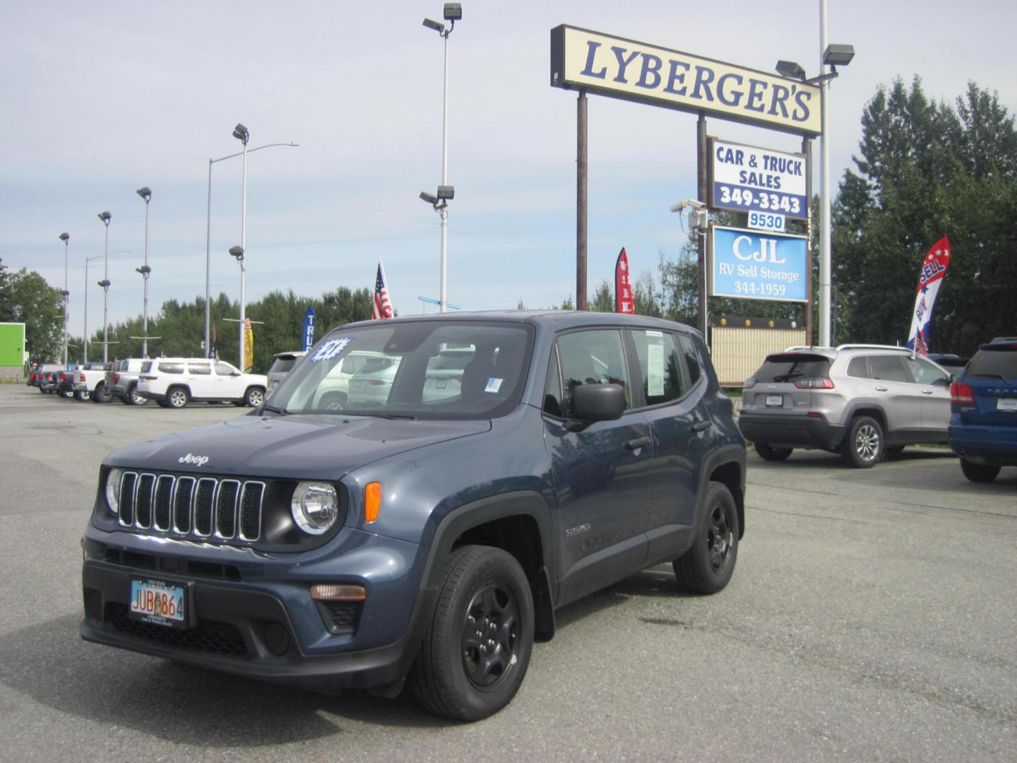 2021 blue /black Jeep Renegade Sport 4WD (ZACNJDABXMP) with an 2.4L L4 DOHC 16V engine, 6M transmission, located at 9530 Old Seward Highway, Anchorage, AK, 99515, (907) 349-3343, 61.134140, -149.865570 - Nice Jeep Renegade AWD come take a test drive - Photo#0