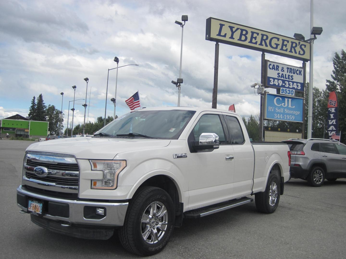 2015 white /black Ford F-150 Lariat (1FTFX1EF7FF) with an 5.0L V8 engine, automatic transmission, located at 9530 Old Seward Highway, Anchorage, AK, 99515, (907) 349-3343, 61.134140, -149.865570 - Nice low miles on this loaded Ford F150 Lariat, come take a test drive. - Photo#0