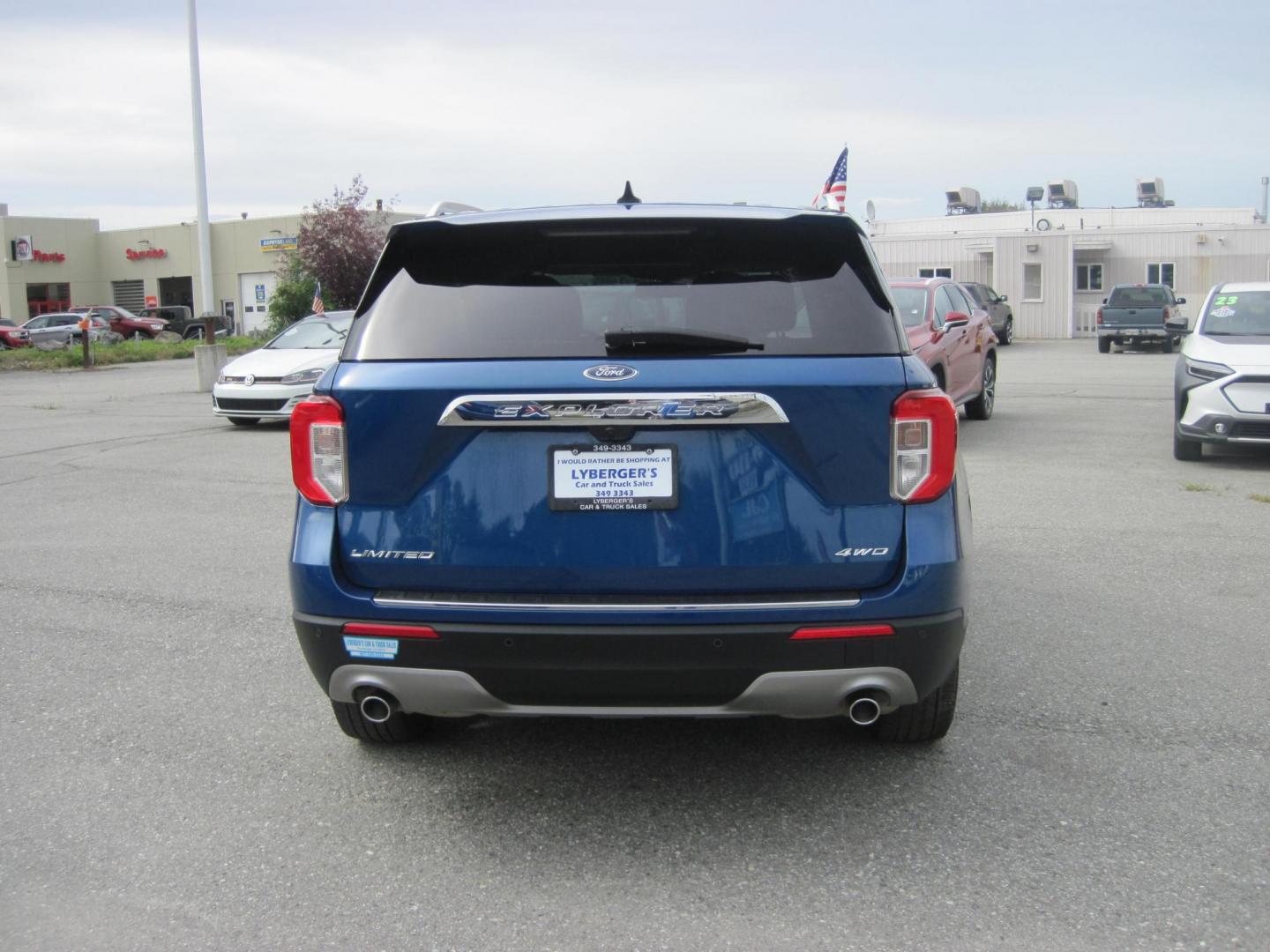 2022 blue /black Ford Explorer Limited AWD (1FMSK8FH7NG) with an 2.3L L4 DOHC 16V engine, 10A transmission, located at 9530 Old Seward Highway, Anchorage, AK, 99515, (907) 349-3343, 61.134140, -149.865570 - Photo#3