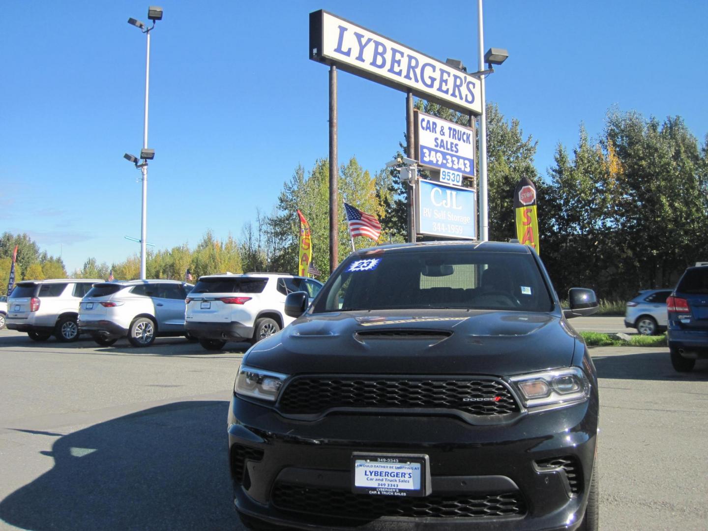 2023 black /black Dodge Durango R/T AWD (1C4SDJCT7PC) with an 5.7L V8 OHV 16V engine, 8A transmission, located at 9530 Old Seward Highway, Anchorage, AK, 99515, (907) 349-3343, 61.134140, -149.865570 - Nice Low Miles on this Dodge Durango R/T awd come take a test drive - Photo#1