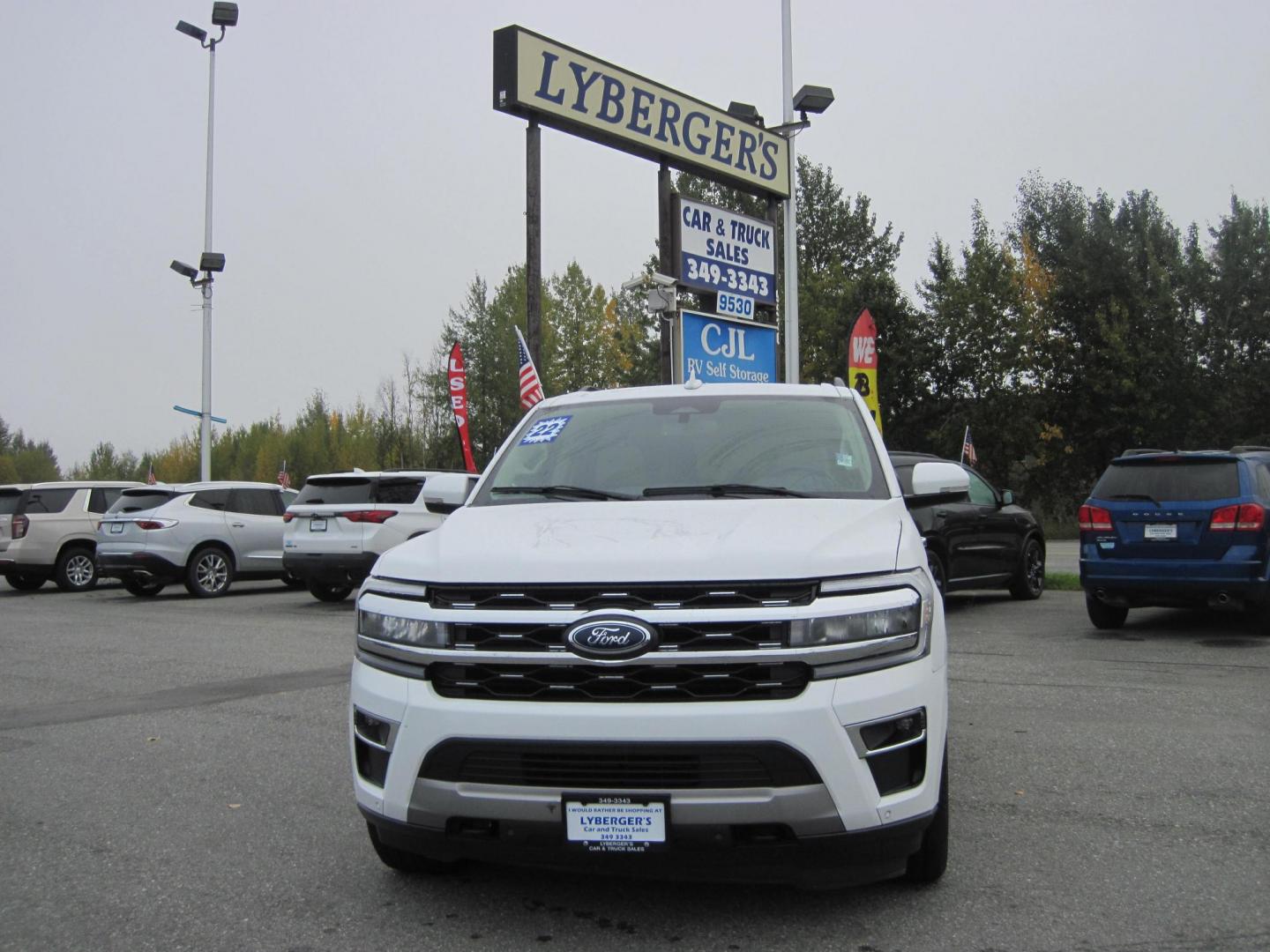 2022 /black Ford Expedition Limited 4WD (1FMJU2AT2NE) with an 3.5L V6 DOHC 24V FFV engine, 6A transmission, located at 9530 Old Seward Highway, Anchorage, AK, 99515, (907) 349-3343, 61.134140, -149.865570 - In Transit - Photo#1