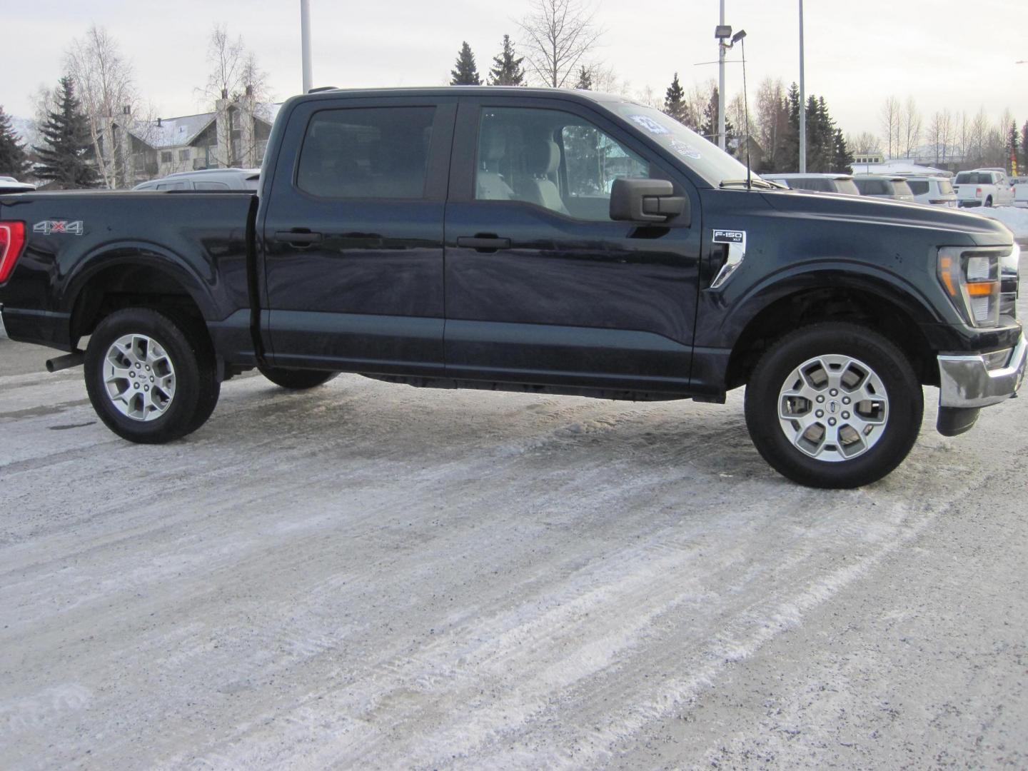 2023 blue /gray Ford F-150 XLT SuperCrew 6.5-ft. Bed 4WD (1FTFW1E85PF) with an 3.5L V6 DOHC 24V engine, 6A transmission, located at 9530 Old Seward Highway, Anchorage, AK, 99515, (907) 349-3343, 61.134140, -149.865570 - Nice Ford F 150 XLT come take a test drive. - Photo#2